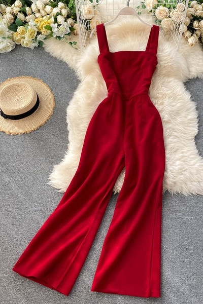 Modern női overall széles pántokkal