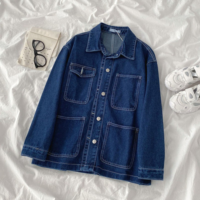 Γυναικείο casual τζιν μπουφάν μοντέλο με κλασικό γιακά  και τσέπες