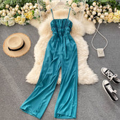 Γυναικεία ολόσωνμη φόρμα με λεπτές τιράντες