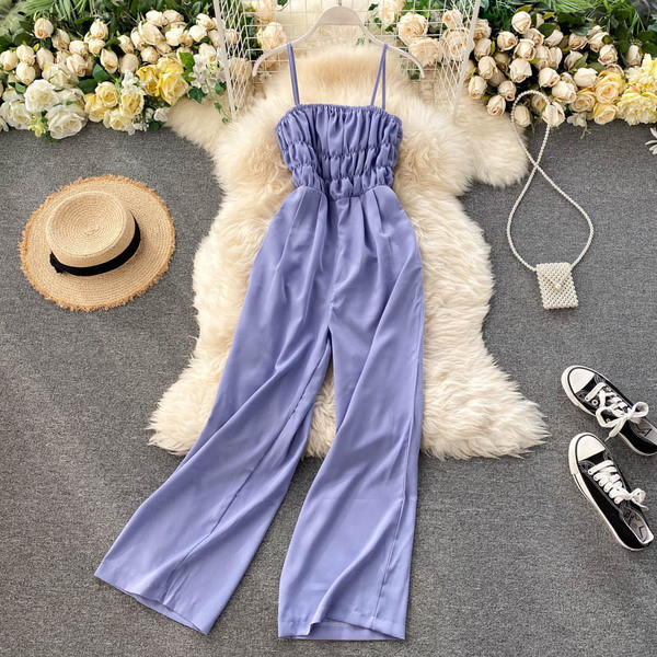 Γυναικεία ολόσωνμη φόρμα με λεπτές τιράντες