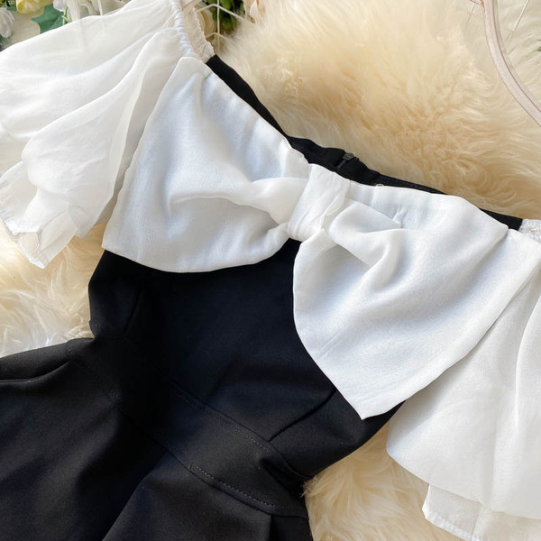 Mustvalge naiste kombinesoon