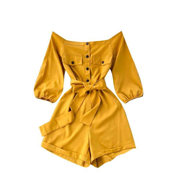 Női overall gombokkal és övvel