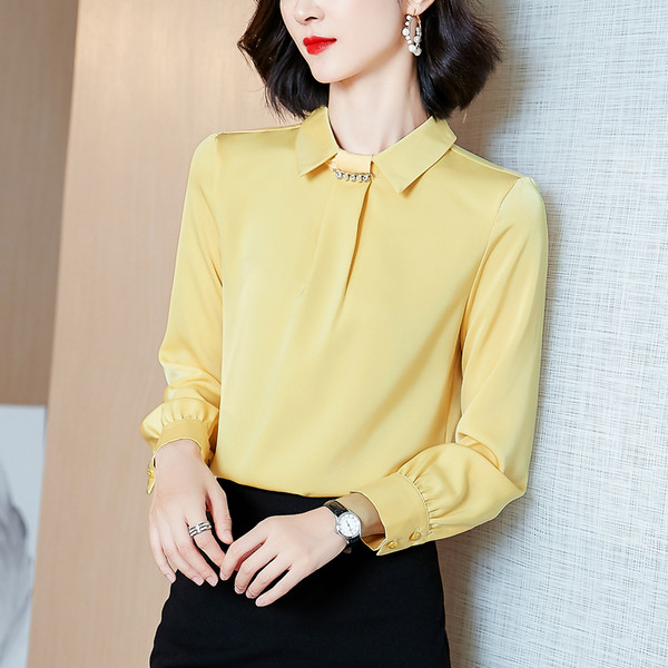 Stílusos női ing kövekkel és klasszikus gallérral