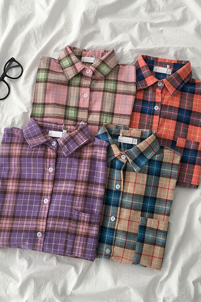 Alkalmi női kockás ing klasszikus gallérral