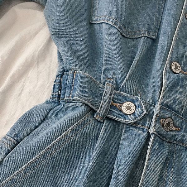 Női farmer overall hosszú ujjal és gombokkal