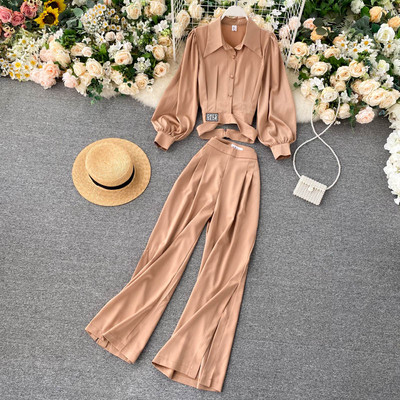 Naiste vabaaja komplekt kahest osast - särk ja pikad püksid