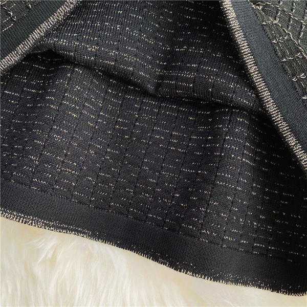 Stílusos, kétrészes női szett fekete színben, magas derékkal