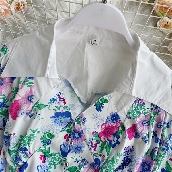 Stiilne lillelise mustriga naiste lühike särk