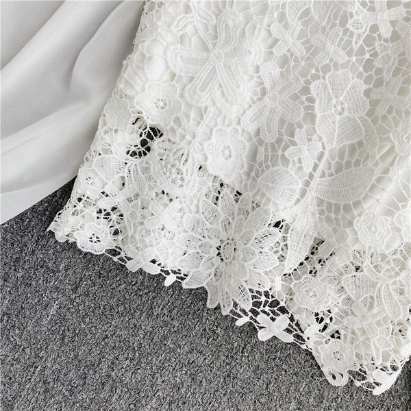 Alkalmi női ing csipkével és szalaggal, két színben