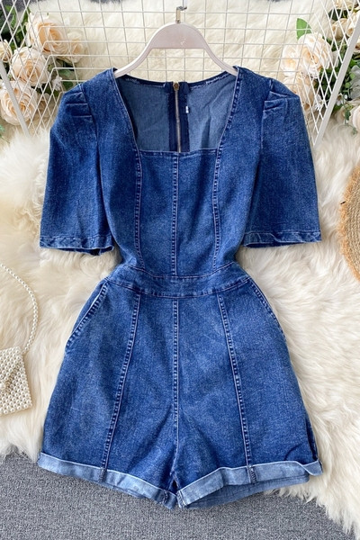 Női farmer overál négyzet alakú nyakkivágással