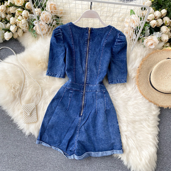 Női farmer overál négyzet alakú nyakkivágással