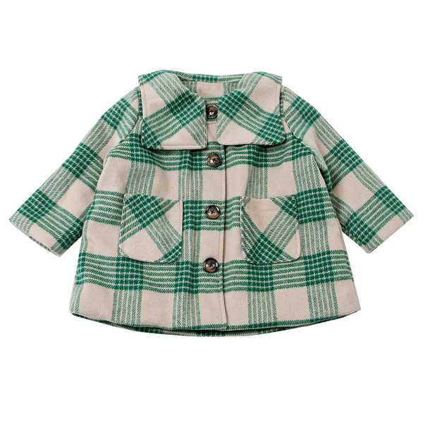 Karirani dječji kaput s džepovima i gumbima