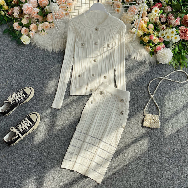 Női lezser hosszú szoknya és mellény szett