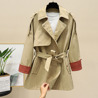 Naiste vabaaja jope vööga neljas värvitoonis