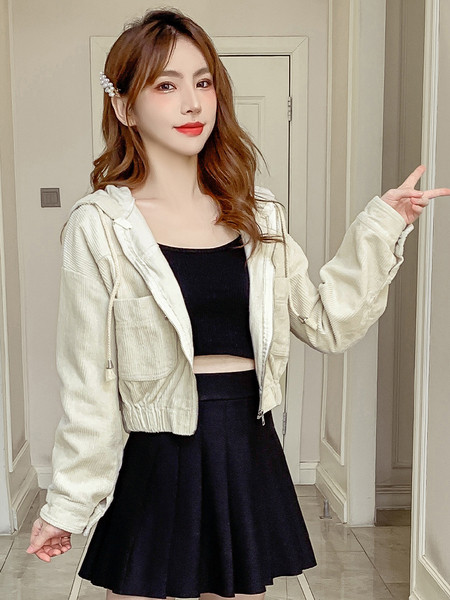 Sieviešu ikdienas jaka ar kapuci un kabatām