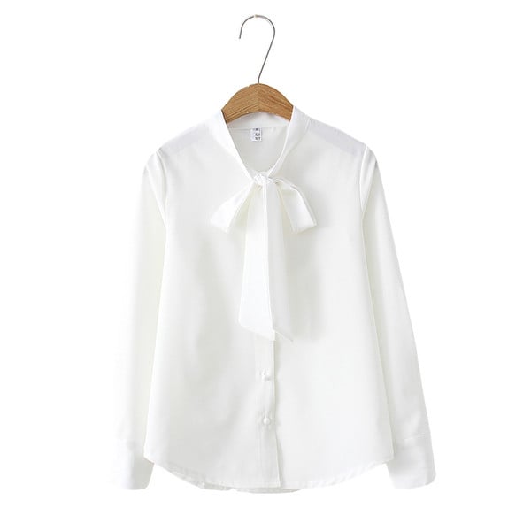 Stiilne naiste särk, mille krael on pael