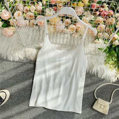 Naiste vabaaja õhukeste rihmadega tavaline mudel