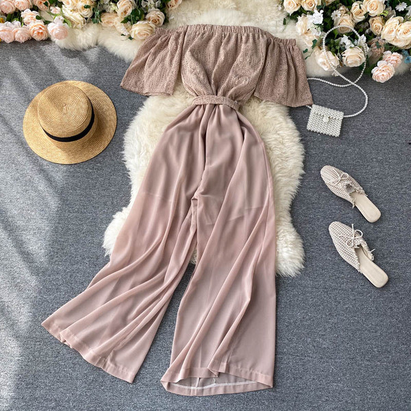 Allakäinud varrukatega ja pitsiga naiste kombinesoon