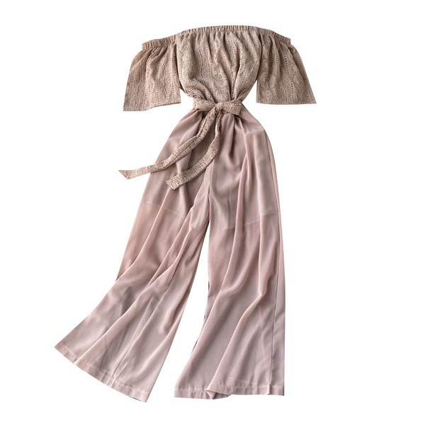 Allakäinud varrukatega ja pitsiga naiste kombinesoon