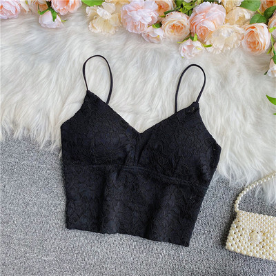 Ενημερωμένο γυναικείο μπουστάκι με κλασικό κολάρο και δαντέλα