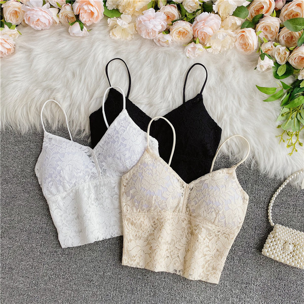 Ενημερωμένο γυναικείο μπουστάκι με κλασικό κολάρο και δαντέλα