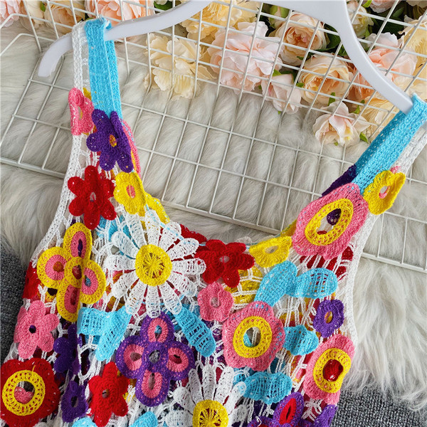 Modern női felső, széles modell ovális nyakkivágással