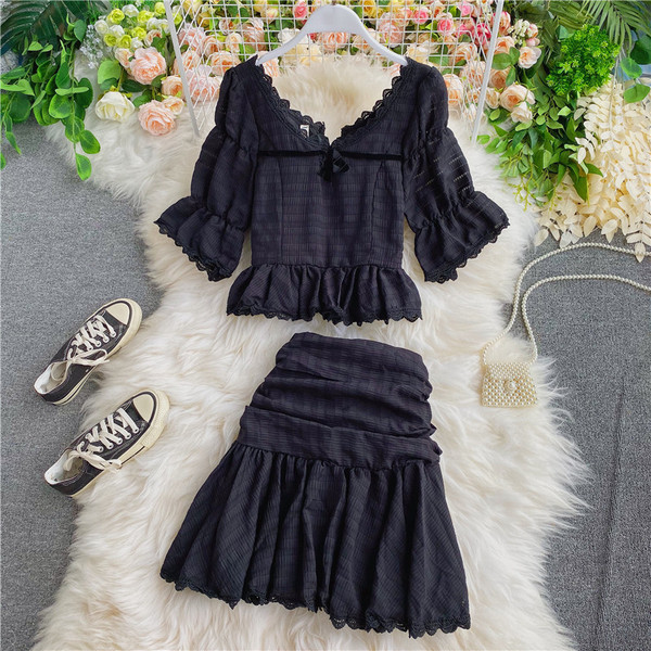 Set elegant de dama de fusta si bluza model simplu