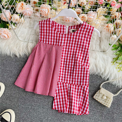 Női kockás felső aszimmetrikus modell ovális nyakkivágással