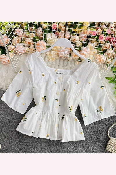 Moodne naiste lühike särk 3/4 varrukate ja nööpidega