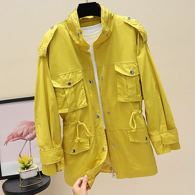 Taskute ja vöökoha lipsudega naiste kevadjope mitmes värvitoonis