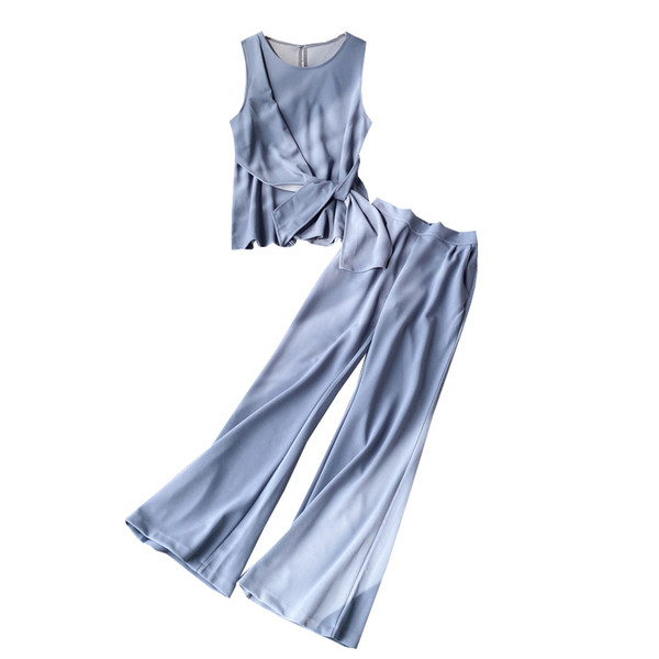 Modern női szett hosszú, széles nadrágból és felsőből