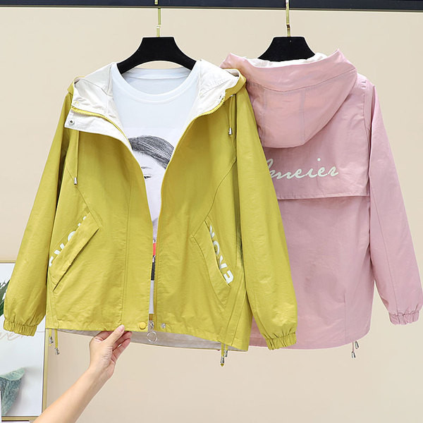 Geaca de dama cu inscriptie si gluga in mai multe culori