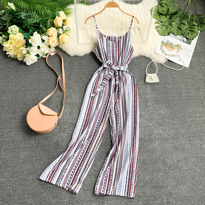 Hosszú női overall vékony pánttal és övvel