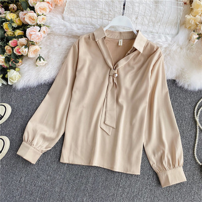 Cămașă elegantă de damă, cu mâneci lungi și cravate