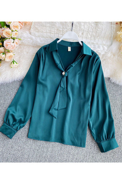 Cămașă elegantă de damă, cu mâneci lungi și cravate