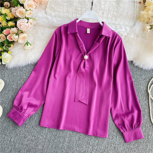 Cămașă elegantă de damă, cu mâneci lungi și cravate