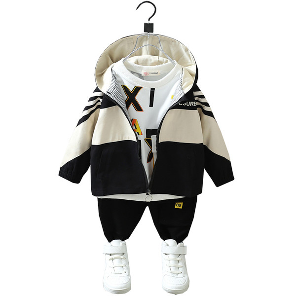 Napi gyerekkabát kapucnival fiúknak