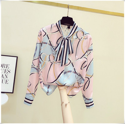 Cămașă de damă colorată, cu o panglică la guler și mâneci lungi