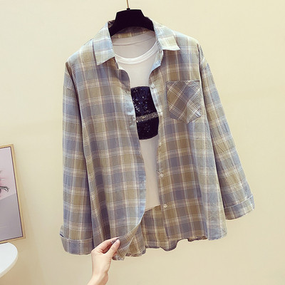 Stílusos női ing klasszikus gallérral és gombokkal, három színben