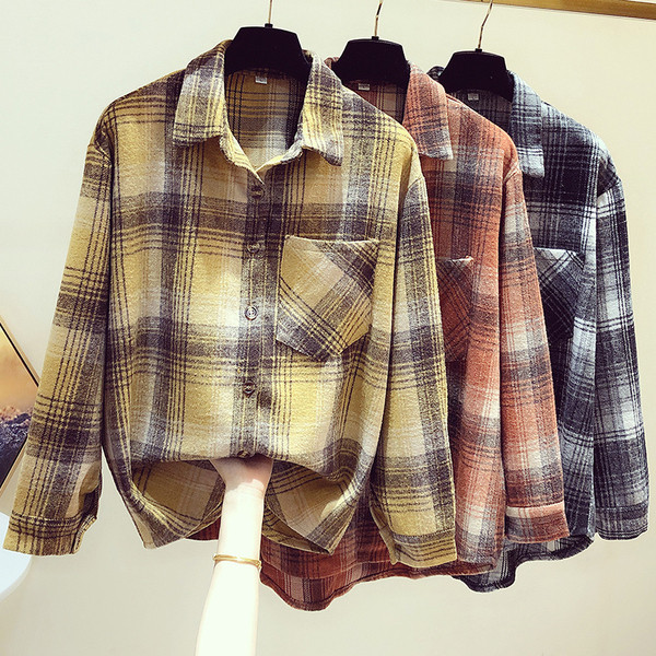 Γυναικείο casual πουκάμισο με κλασικό κολάρο και τσέπη σε τρία χρώματα