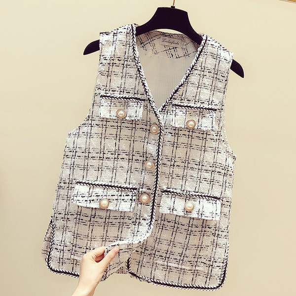 Γυναικείο γιλέκο casual με κουμπιά σε λευκό και μαύρο χρώμα