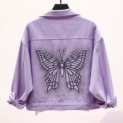 Női alkalmi kabát zsebekkel és rátéttel