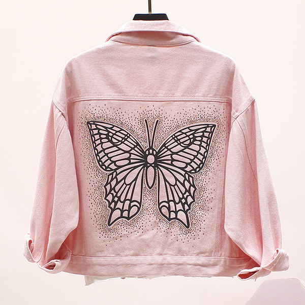 Női alkalmi kabát zsebekkel és rátéttel