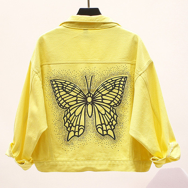 Női alkalmi kabát zsebekkel és rátéttel