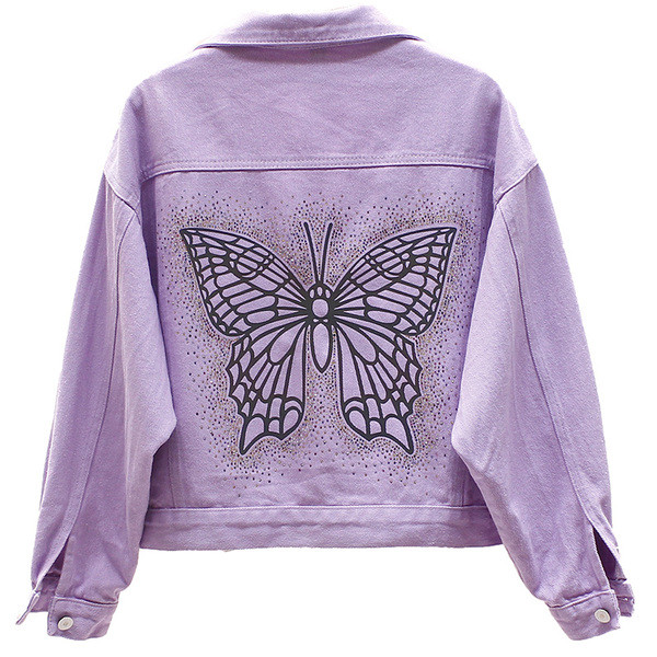 Női alkalmi kabát zsebekkel és rátéttel