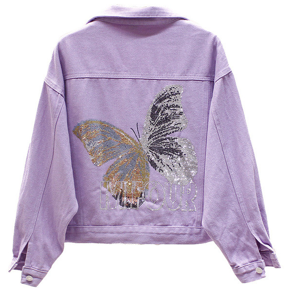 Σύγχρονο γυναικείο μπουφάν με γυαλιστερή απλικέ σε σχήμα πεταλούδας