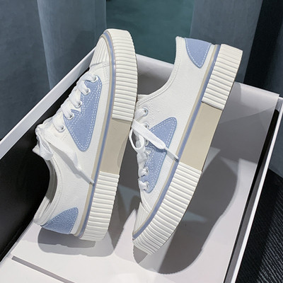 Fűzős, lapos talpú női textil tornacipő