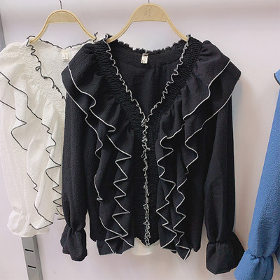 Modern női ing hosszú ujjal és spitz nyakkivágással