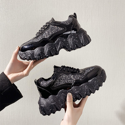 Särava efektiga ja kareda tallaga naiste tossud