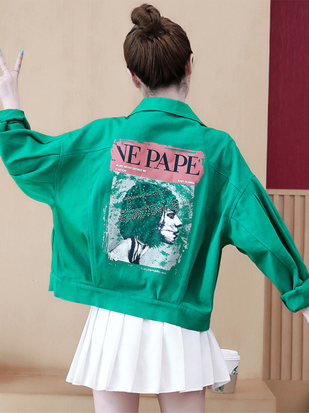 Sügisene naiste jakk krae, taskute ja aplikatsiooniga